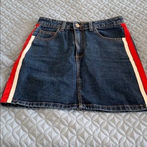 Stradivarius denim skirt